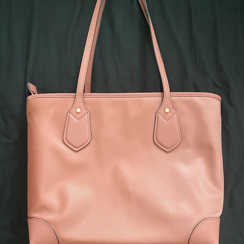 Authentic Michael Kors Eva Nylon Tote Rose Like New - Picture 4 of 5